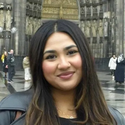 Portrait of Isha Emerat