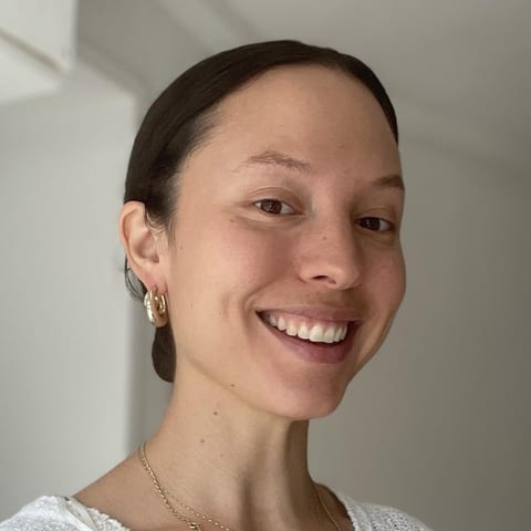 Portrait of Sara Amri